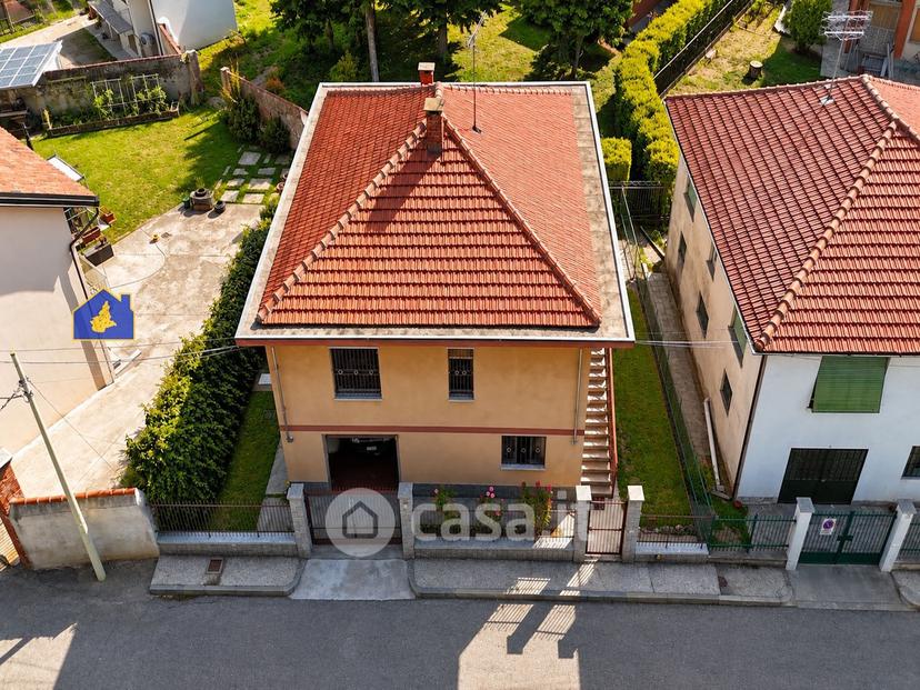 Villa in Via Cadore — foto 15 di 37