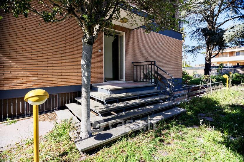 Villa in Via delle Margherite 3 — foto 17 di 27