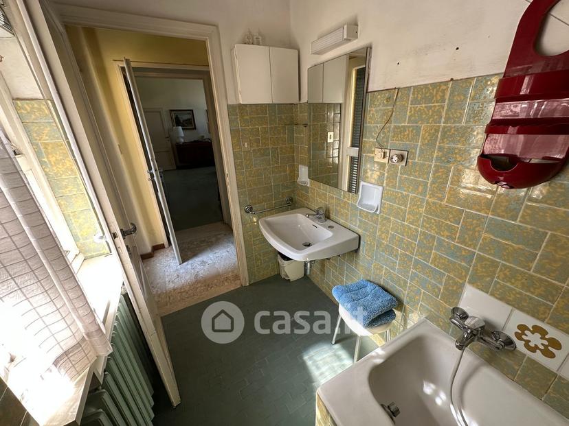 Villa in Viale della Libertà — foto 17 di 39