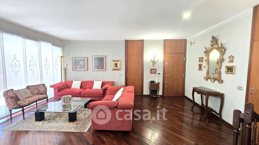 Quadrilocale in Via Carlo Porta — foto 26 di 41