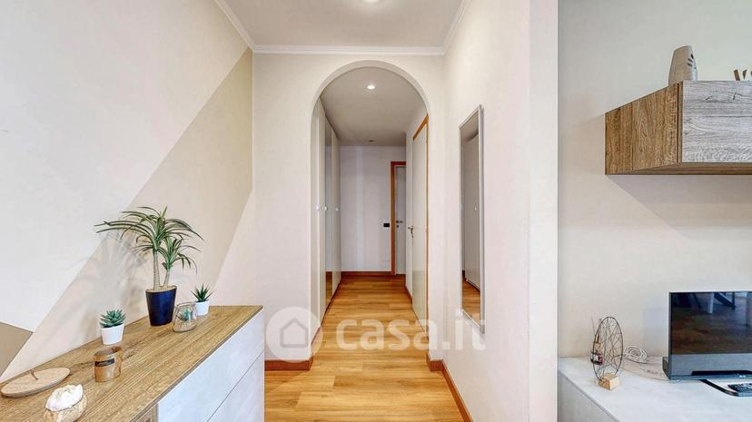 Trilocale in Piazza Giovanni XXIII 1 — foto 9 di 40