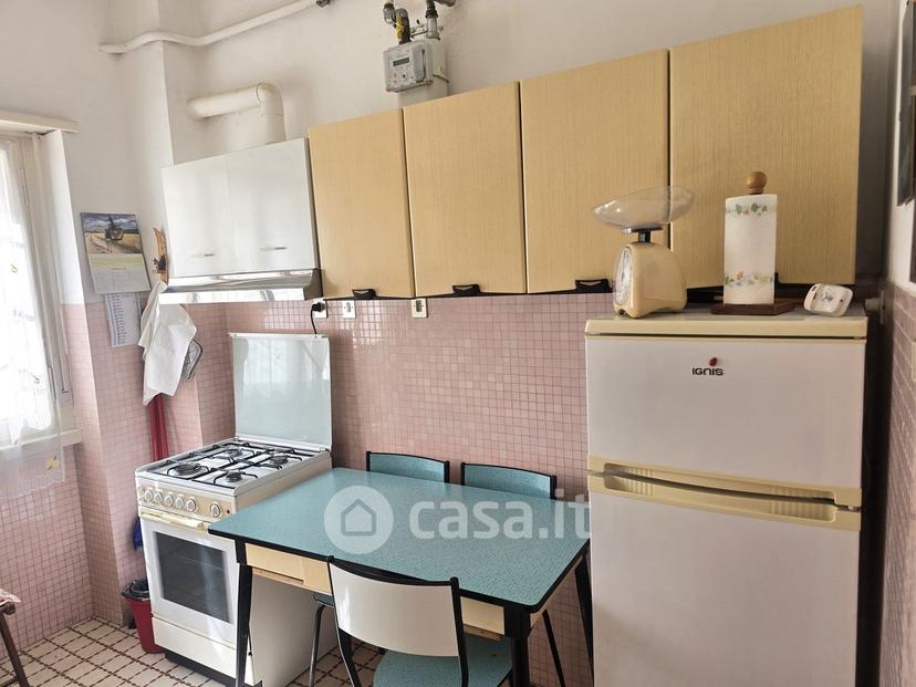 Trilocale in Viale Adriatico — foto 12 di 30