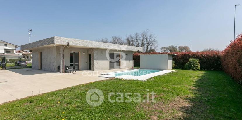 Villa in Via delle Alberine 7 — foto 15 di 22