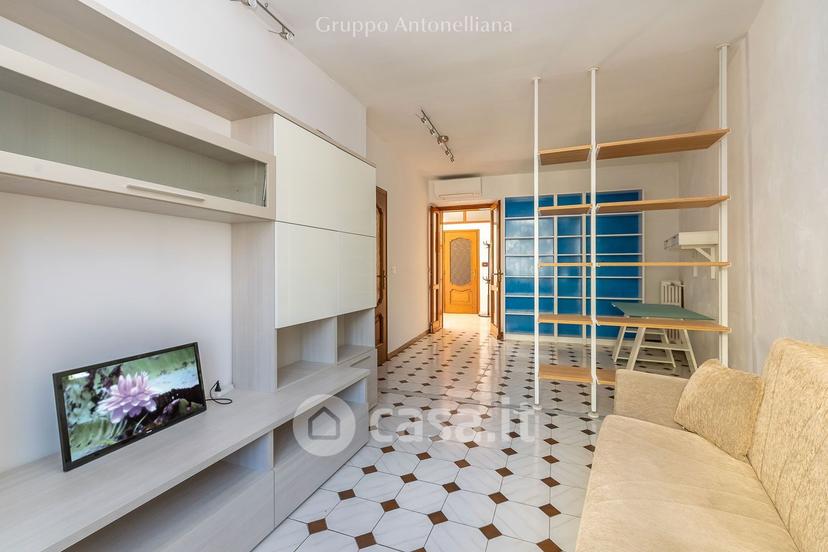 Quadrilocale in Via Real Collegio 18 — foto 8 di 24
