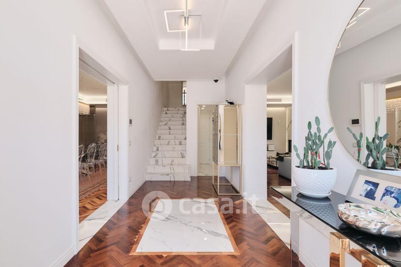 Villa in Via Pittaco — foto 36 di 84