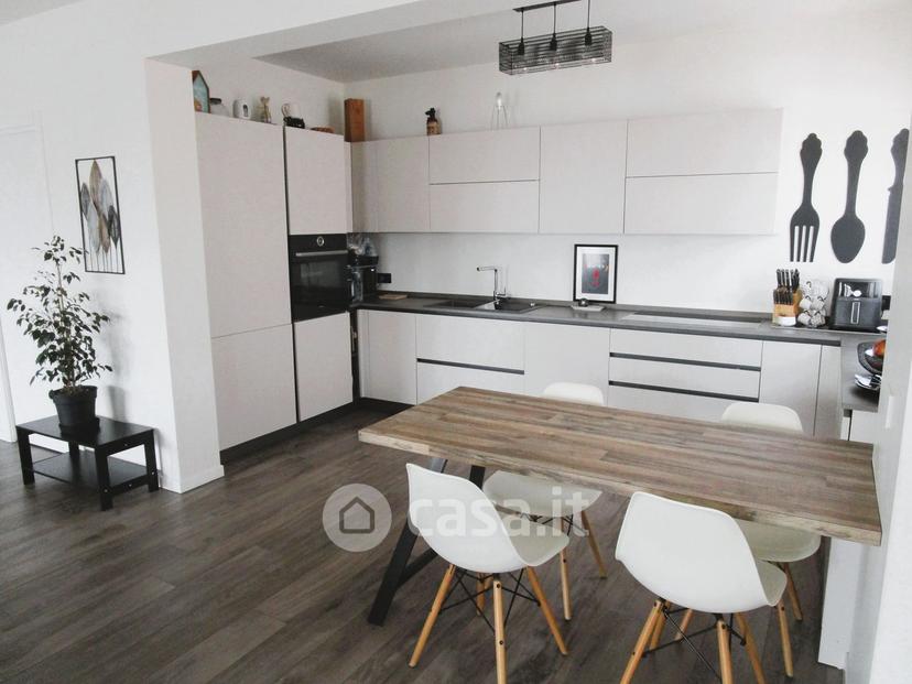 Trilocale in Via Don Luigi Sturzo 19 — foto 46 di 49