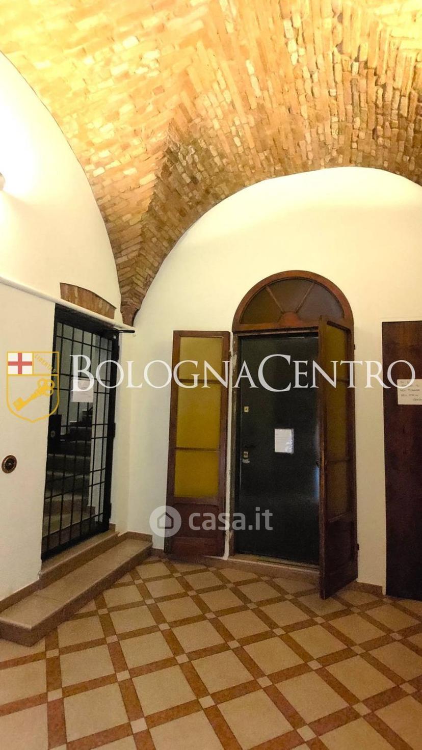 Trilocale in Via Battibecco