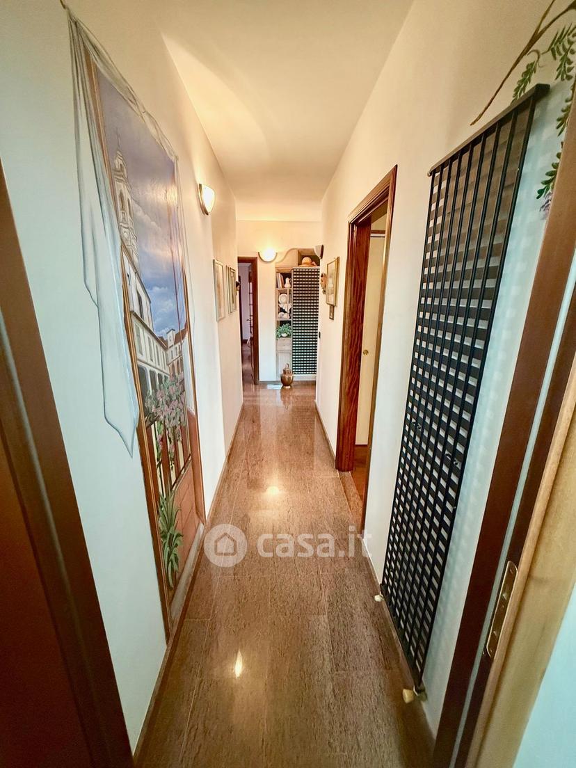 Villa in Via Giuseppe Parini 5 — foto 47 di 86