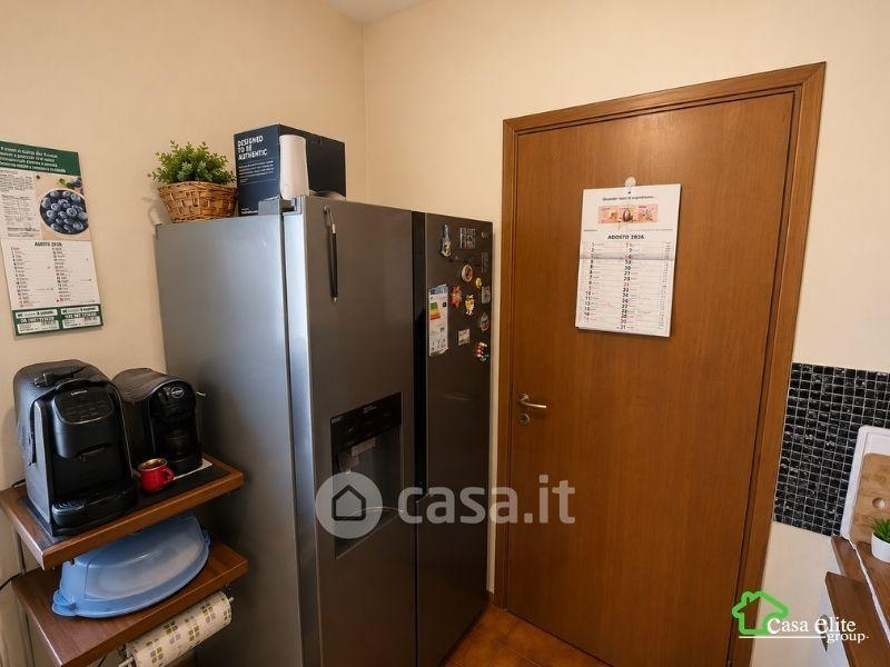 Trilocale in Via V. Monti 2 — foto 12 di 24
