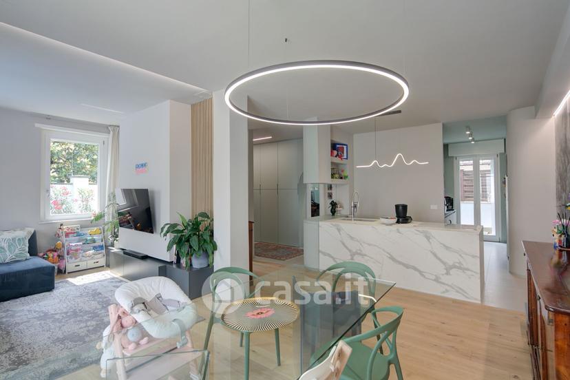 Villa in Via Massimo d'Azeglio 9 — foto 33 di 41