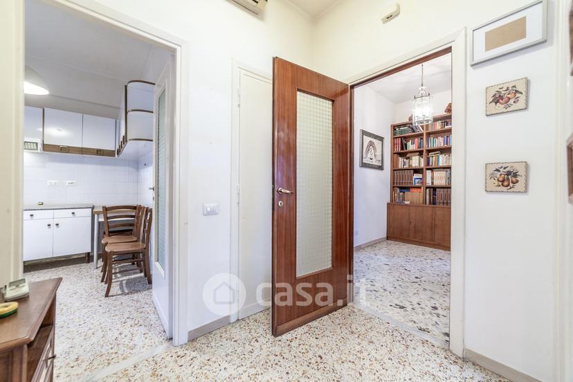 Quadrilocale in Via Pomposa 11 — foto 19 di 34