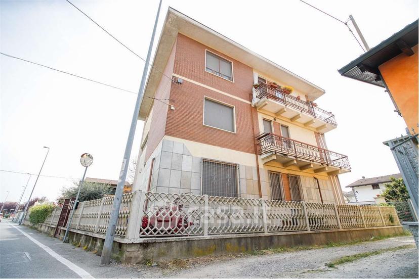 Quadrilocale in Via Meana 22 — foto 7 di 32