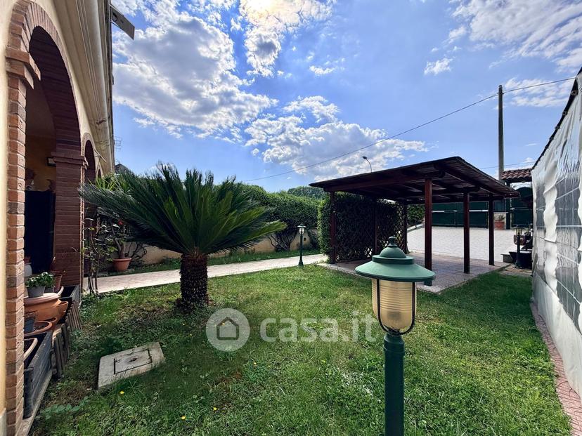 Villa in Via Lago di Como 22 — foto 54 di 82