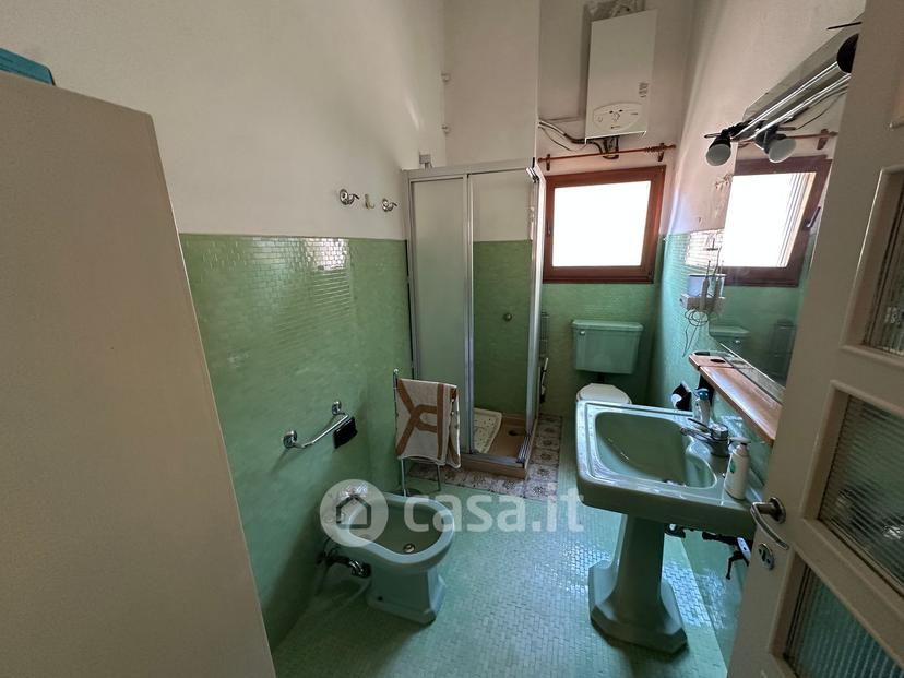 Villa in Viale della Libertà — foto 10 di 39