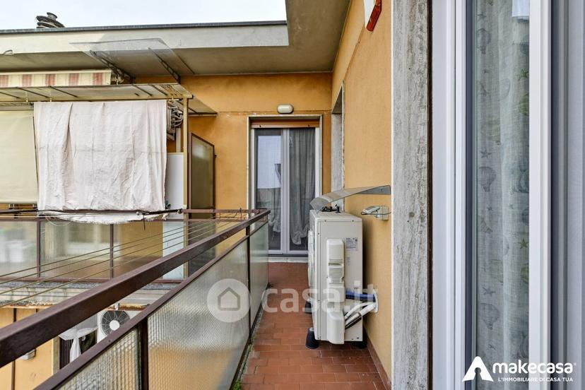 Quadrilocale in Via delle Rose 5 — foto 5 di 31