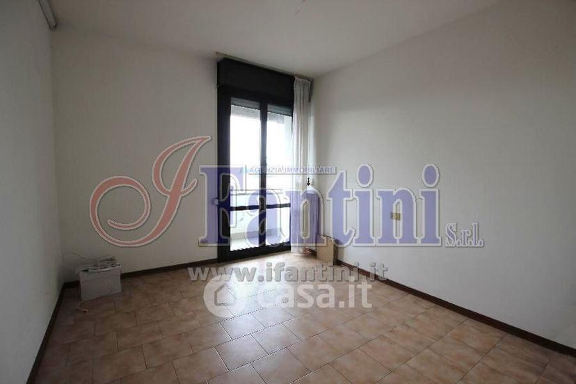 Quadrilocale in Via della Corte 8 — foto 21 di 24