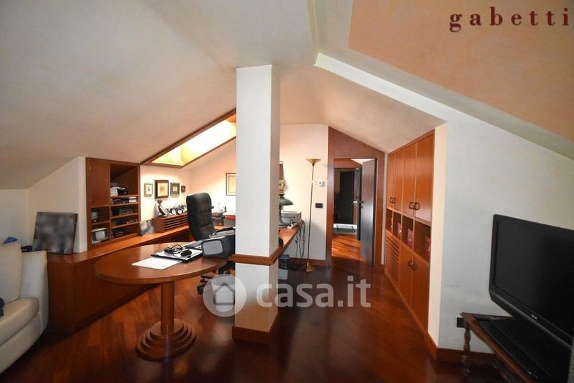 Appartamento in Via Alessandro Volta 62 — foto 12 di 45