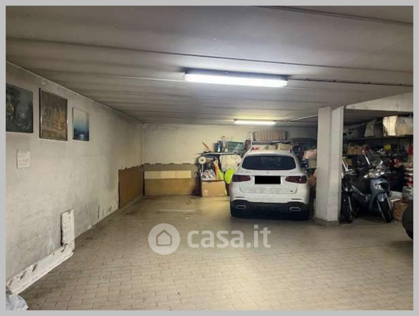 Appartamento in Via Andrea da Faenza — foto 2 di 34