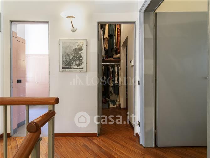 Villa in Via Gaetano Previati — foto 17 di 56