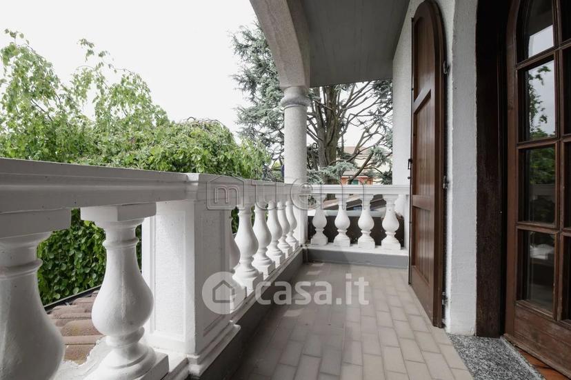 Villa in Via Ruggero Leoncavallo 13 — foto 22 di 43