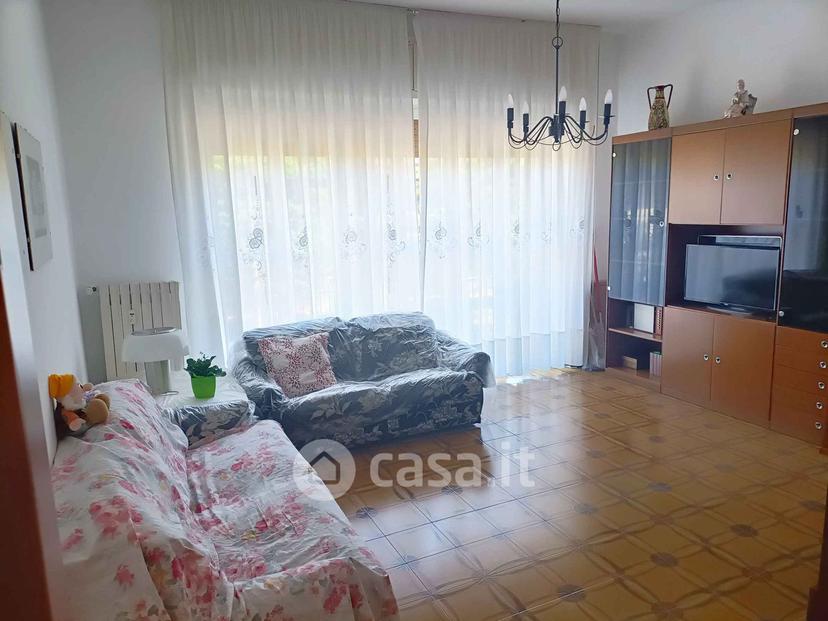 Trilocale in Via XXV Aprile 4 — foto 32 di 40