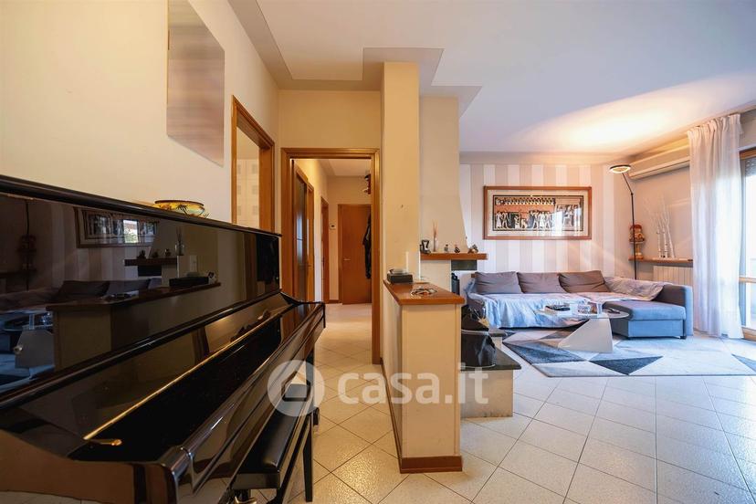 Appartamento in Via Guido Rossa — foto 9 di 28