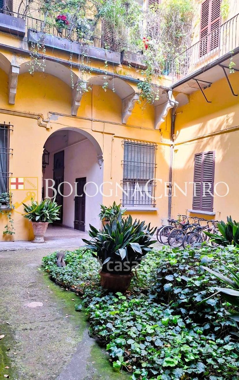 Trilocale in Strada Maggiore — foto 13 di 78