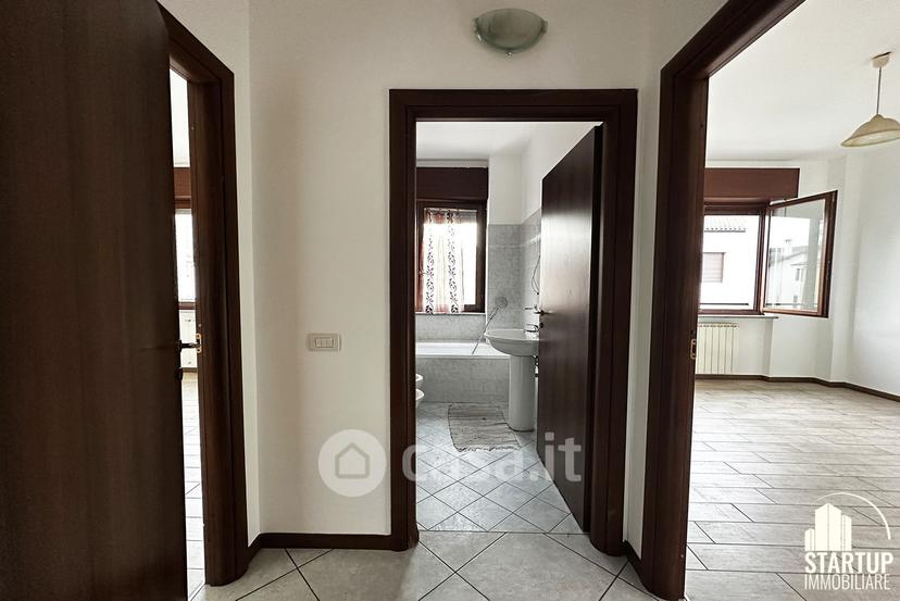 Trilocale in Via Carroccio 5 — foto 29 di 31