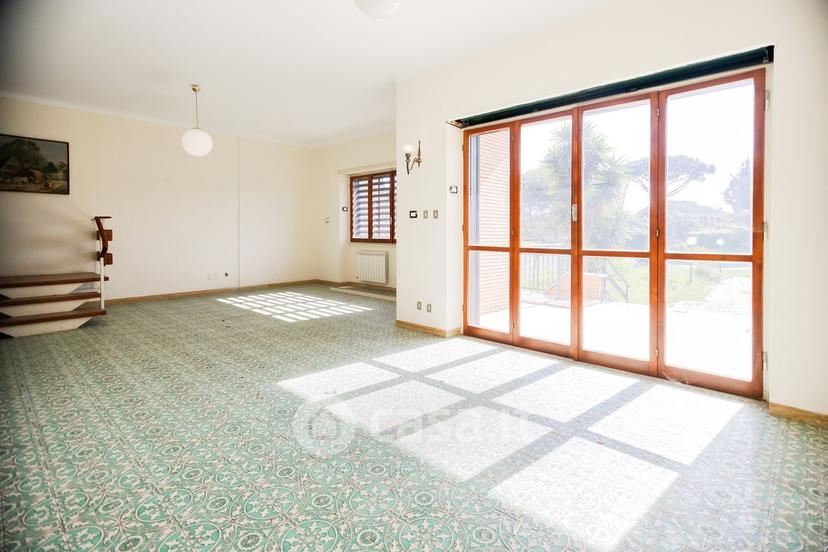 Villa in Via delle Margherite 3 — foto 12 di 27