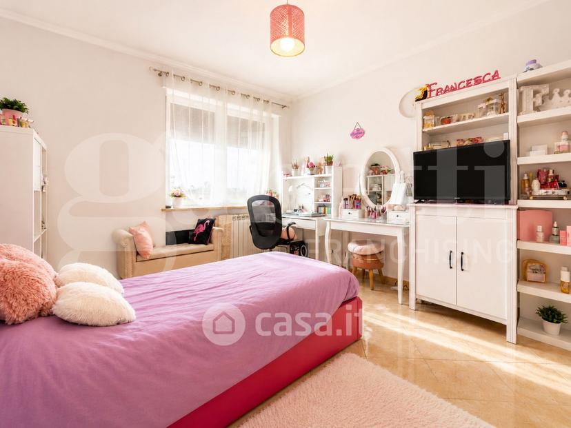 Trilocale in Viale Monte Penice 10 — foto 18 di 26