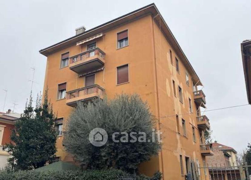 Trilocale in Via Dionisio Calvart — foto 13 di 33