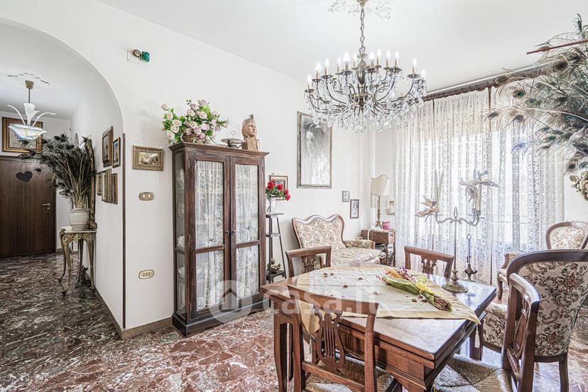 Trilocale in Via Domenico Zampieri 19 — foto 32 di 33