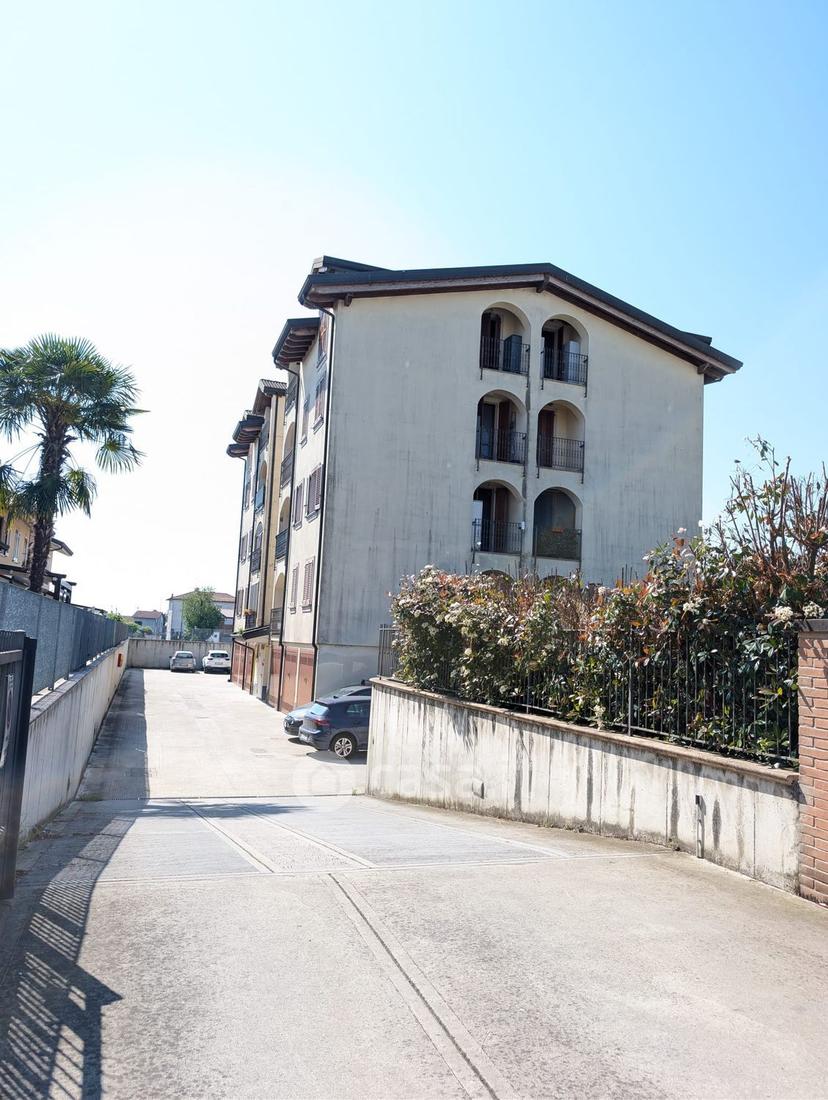 Trilocale in Via Salerano 45 — foto 7 di 30
