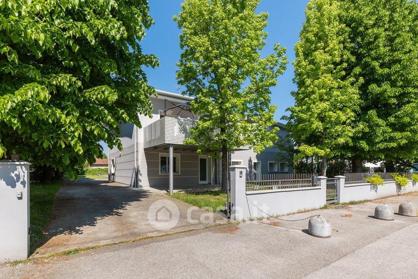 Villa in Via Benedetto Zallone 24 — foto 36 di 41