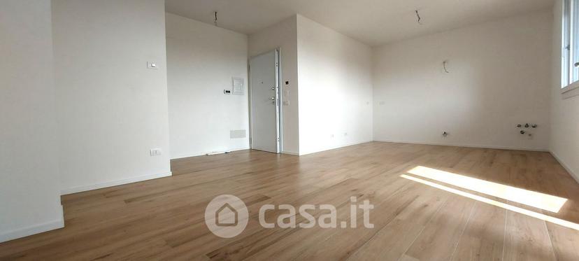 Quadrilocale in Via Don Gaetano Botti 1 — foto 7 di 16