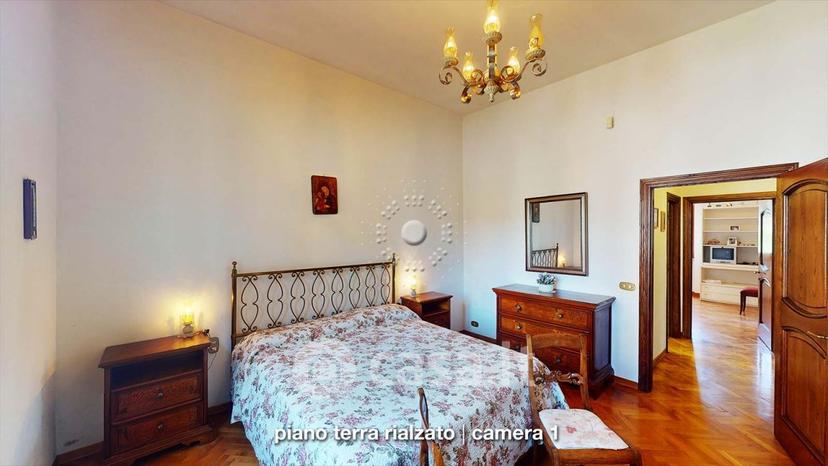 Villa in Via Arno 10 — foto 47 di 64