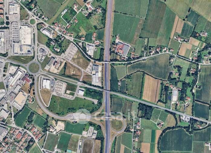 Quadrilocale in Via Manlio Torquato — foto 18 di 28