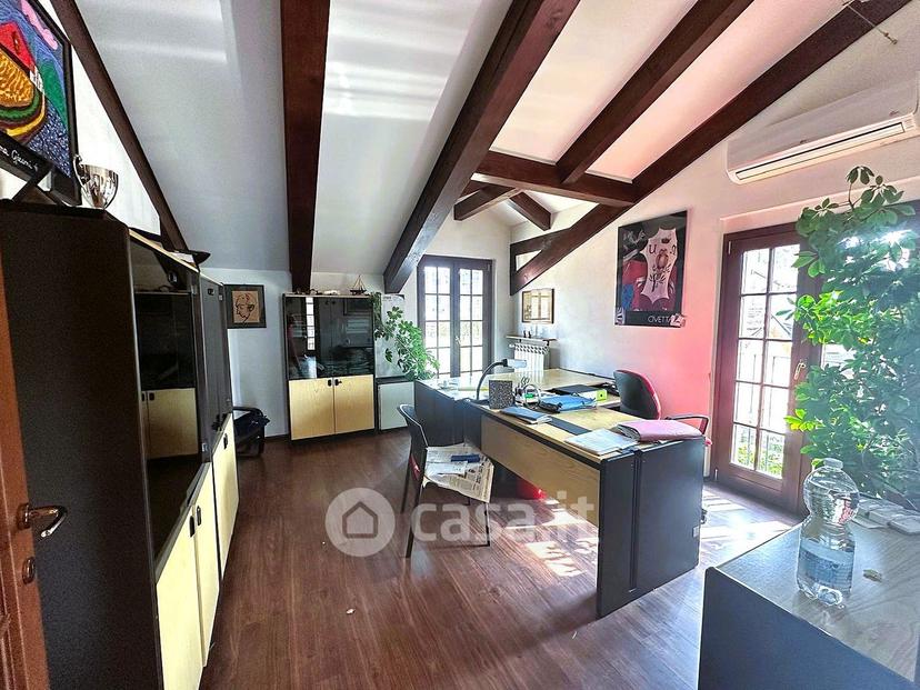 Villa in Via Torino 115 — foto 6 di 33