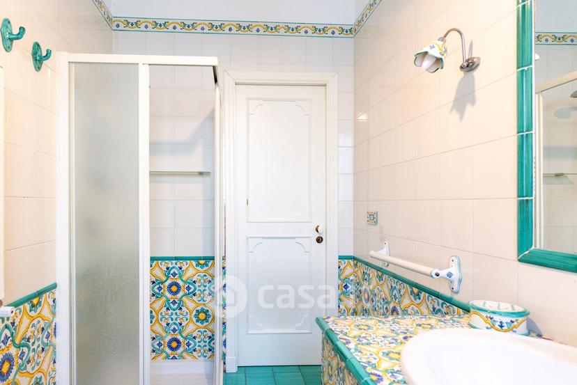 Appartamento in Via Michele Mazzella 71 — foto 29 di 35