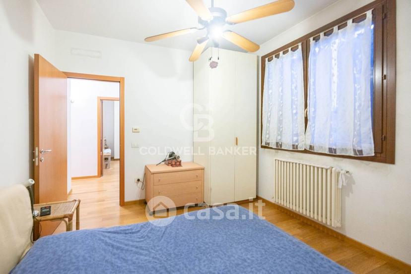 Trilocale in Via Codivilla — foto 12 di 22