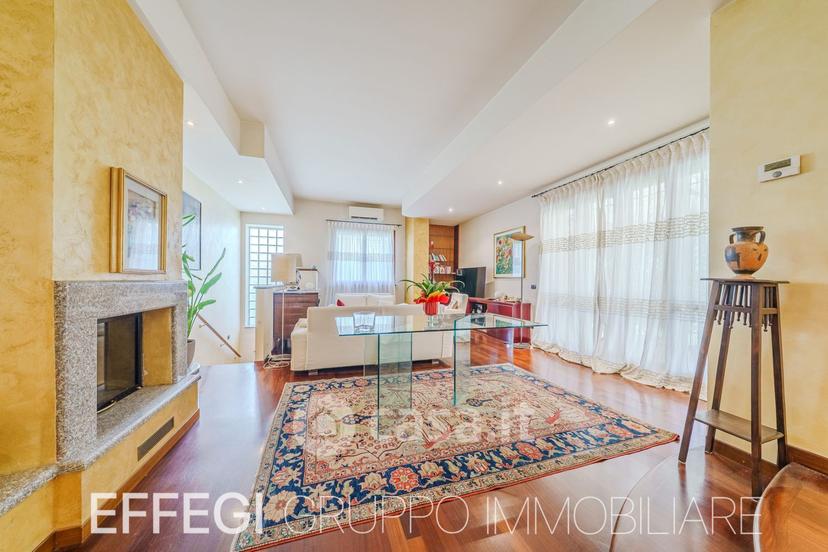 Villa in Via Galileo Galilei 2 — foto 34 di 39
