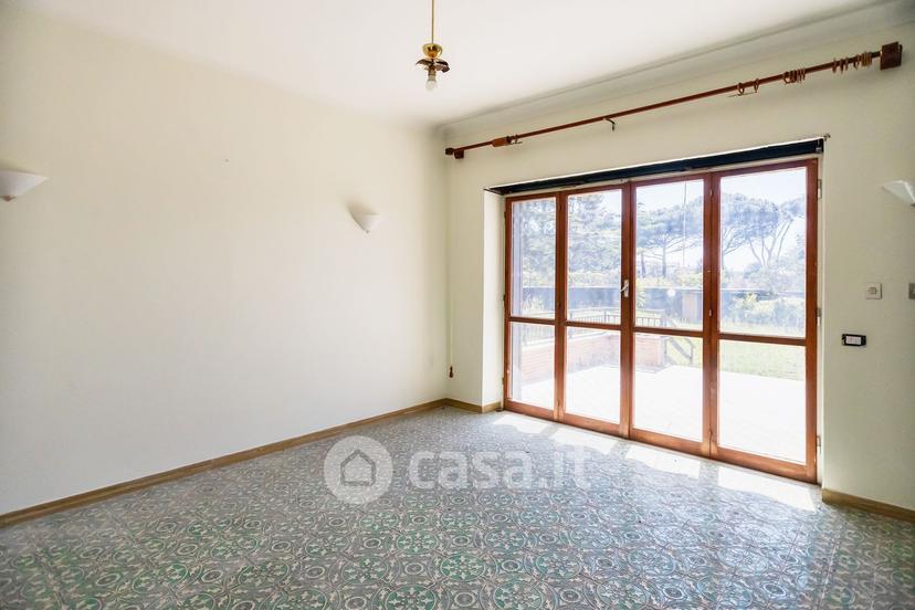 Villa in Via delle Margherite 3 — foto 8 di 27