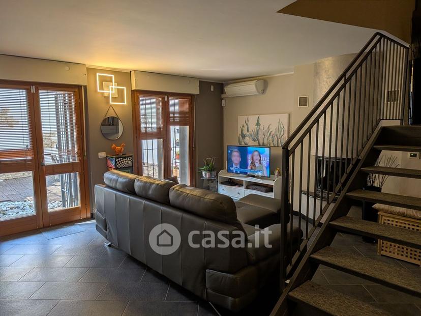 Trilocale in Via G. Pascoli 11 — foto 12 di 31
