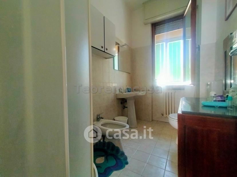 Quadrilocale in Via Castelfidardo 9 R