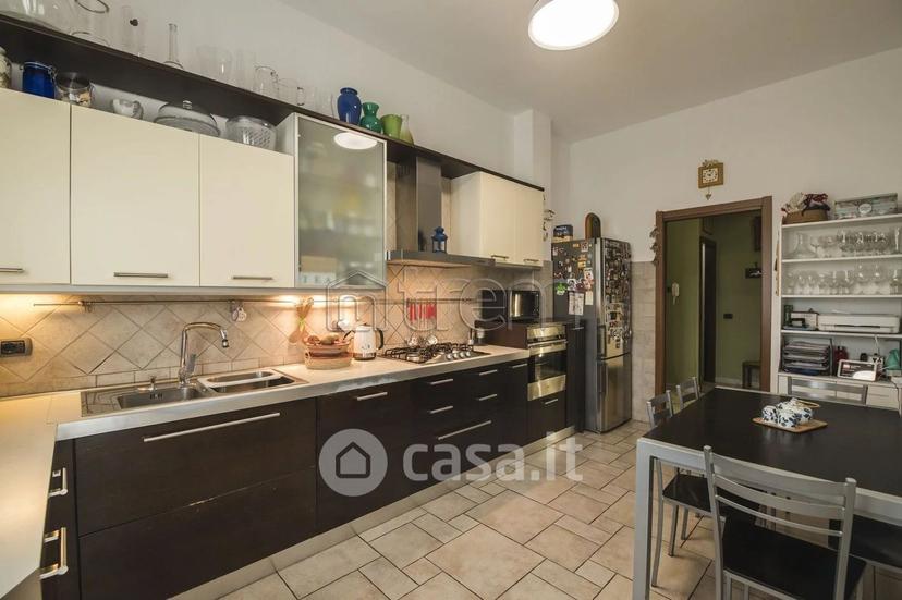 Villa in Via San Martino 5 — foto 25 di 45