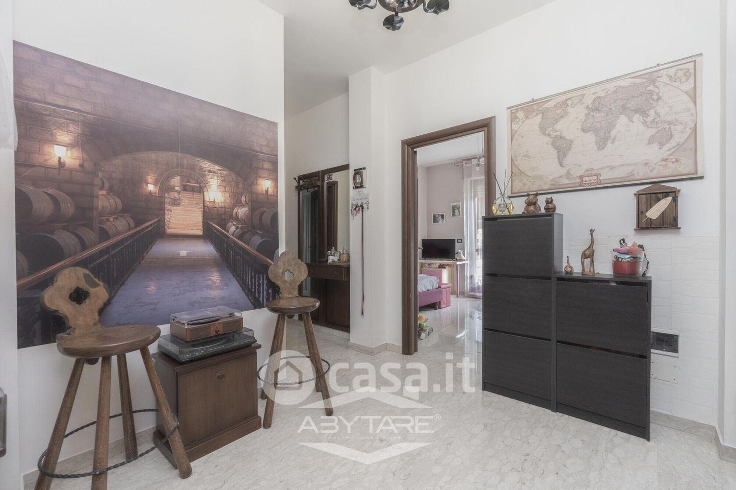 Trilocale in Via Pasubio 5