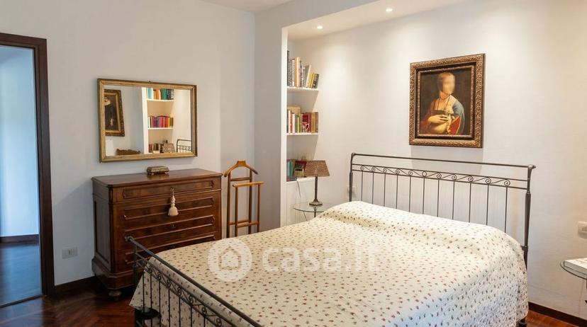 Villa in Via Edmondo de Amicis 7 — foto 3 di 43