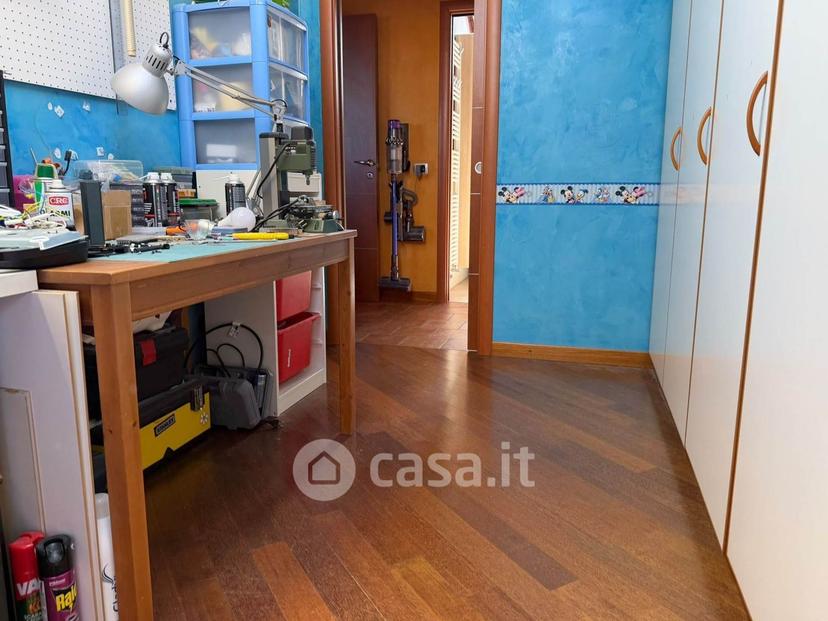 Trilocale in Via Bruno Buozzi 56 — foto 36 di 45