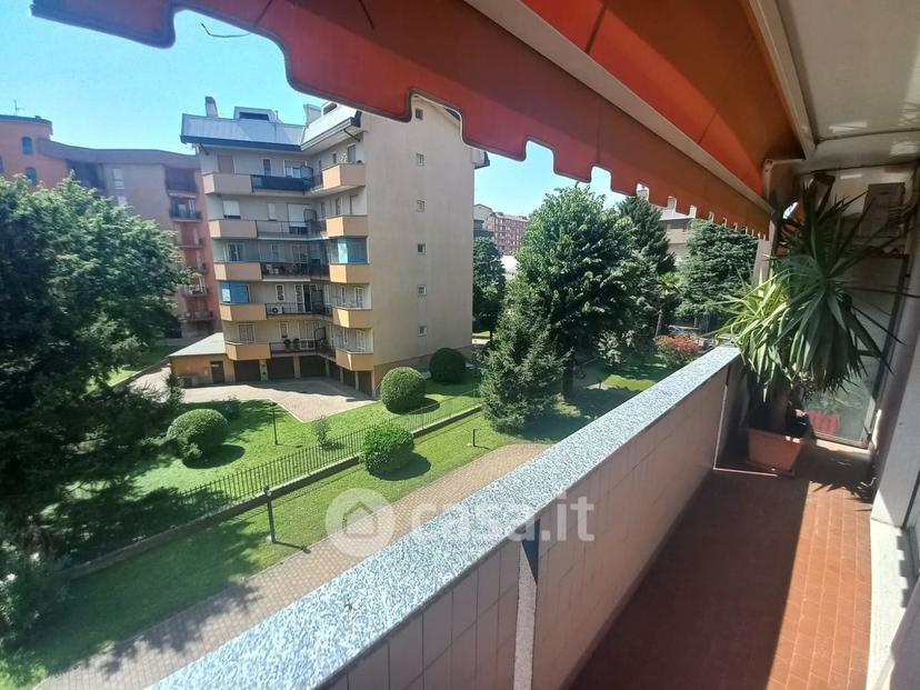 Trilocale in Via Enrico Mattei — foto 17 di 18