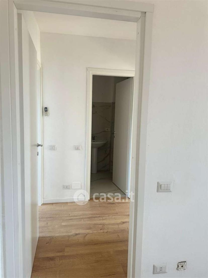 Trilocale in Via Dante Alighieri — foto 25 di 28